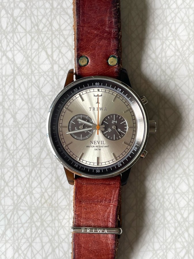 Triwa Nevil Chronograph - Silver urtavla