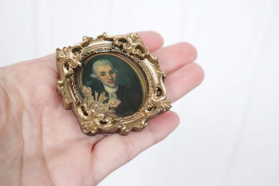 Tavla vintage miniatyr porträtt till dockskåp