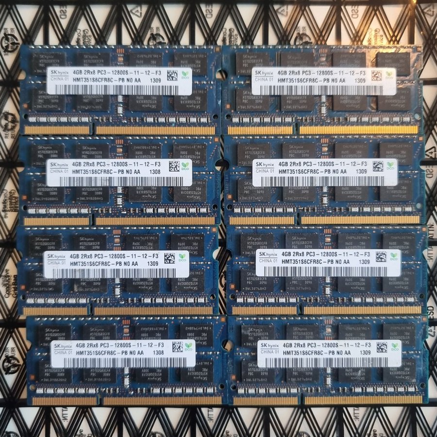 8 st Hynix 4GB 2Rx8 PC3-12800S-11-11-F3 — HMT351S6CFR8C-PB