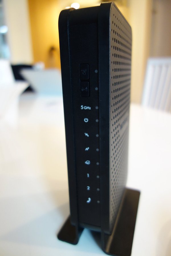 Netgear CG3700EMR - wireless cable voice gateway modem/router för Com Hem/Tele2