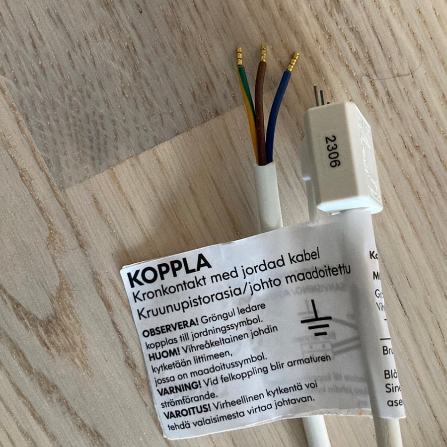 Lamppropp med kabel jordad vit -2m