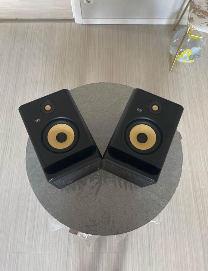 KRK ROKIT RP7 G4 MONITORS/HÖGTALARE/SPEAKERS  (PAIR)