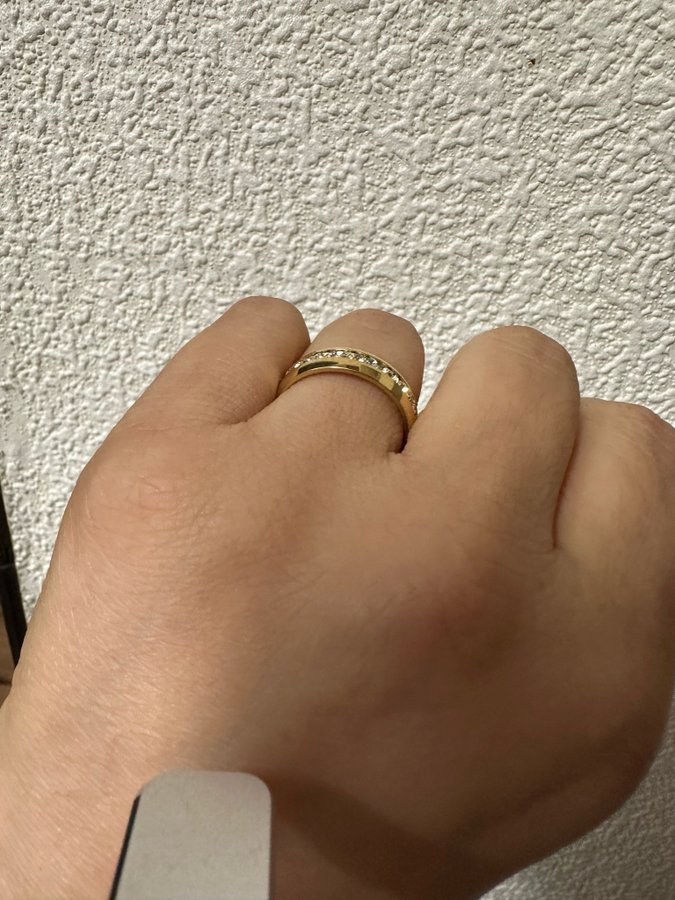 Ny ring i Stainless steel Stål förlovnings / vigsel ring str 18mm