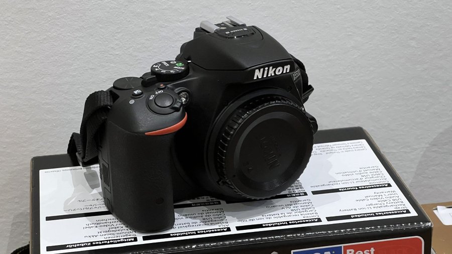 Nikon D5500 med objektiv och tillbehör