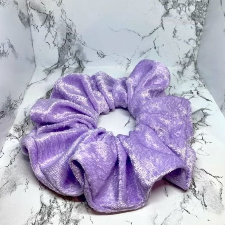 Pastell ljuslila krossad sammet överdimensionerad Scrunchie Enchanted Scrunch NY