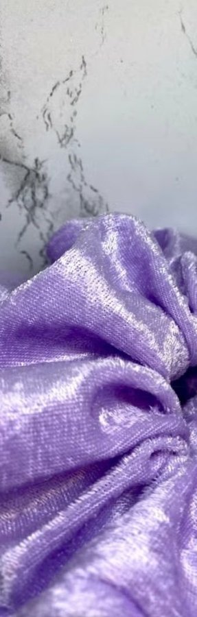 Pastell ljuslila krossad sammet överdimensionerad Scrunchie Enchanted Scrunch NY