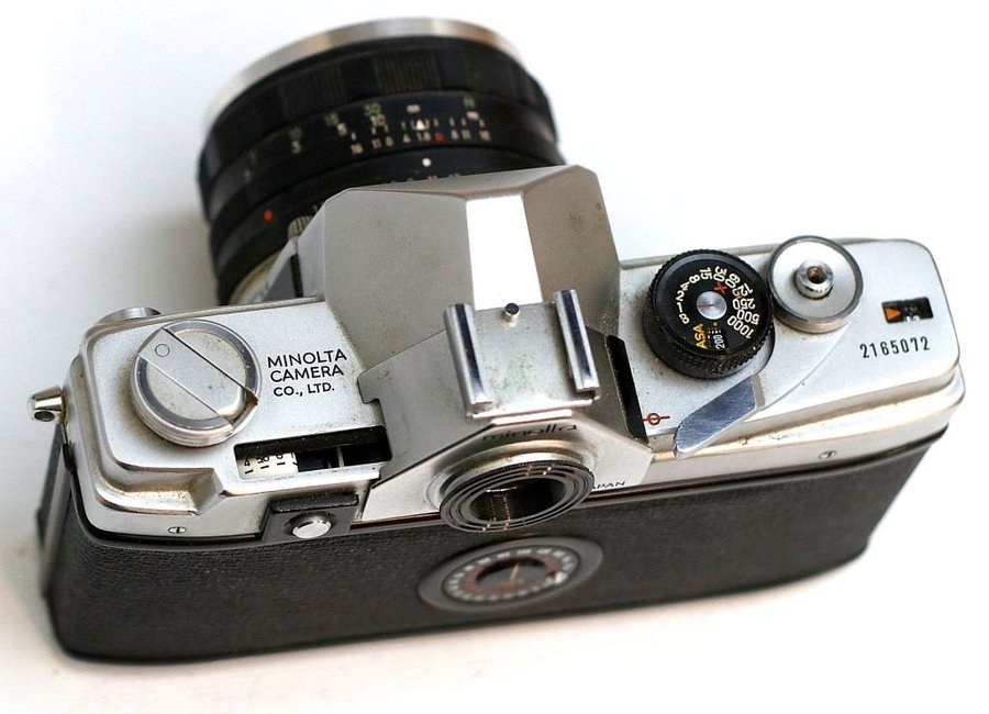 Analog kamera Minolta SR-7 objektiv Auto Rokkor-PF 1:18 f=55 mm