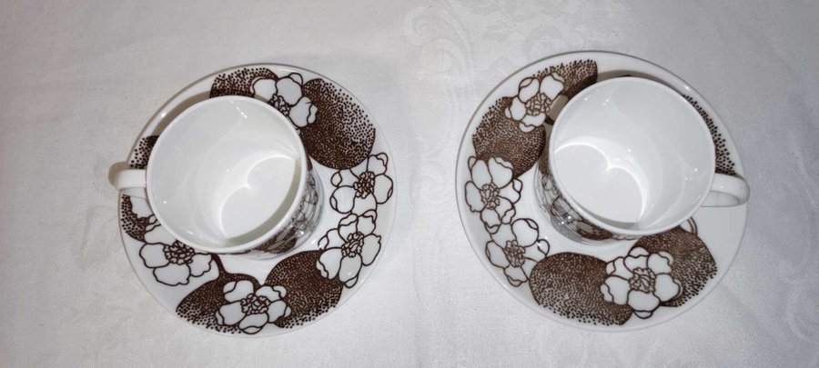 2 st EMMA kaffekoppar med fat från Gustavsberg av Paul Hoff
