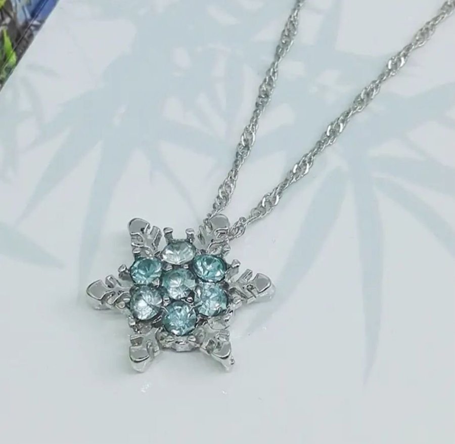 Beautiful chen necklace for girls and womens with sky blue stones