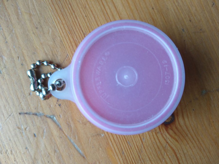 Tupperware nyckelring liten pillerburk mini plastbunke m lock