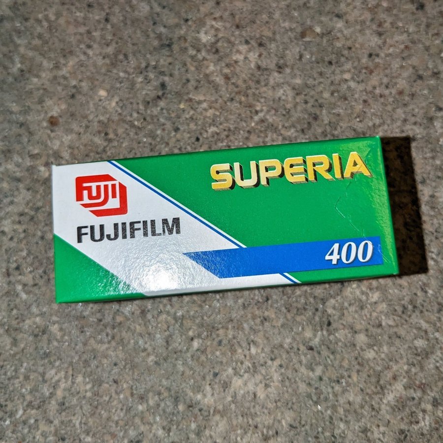 120 mm fuji film 400iso