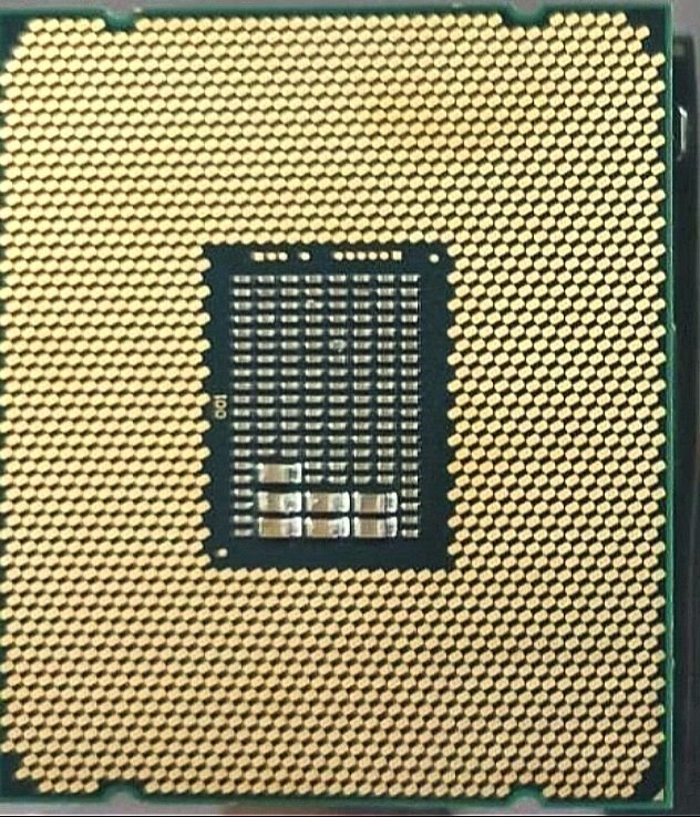 Xeon E5-2683 v4 - 2011-3 X99 - 16 Kärnor 32 Trådar