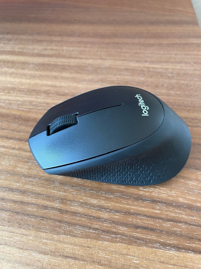 Logitech M330 Silent Plus Ljudlös och trådlös datormus datamus