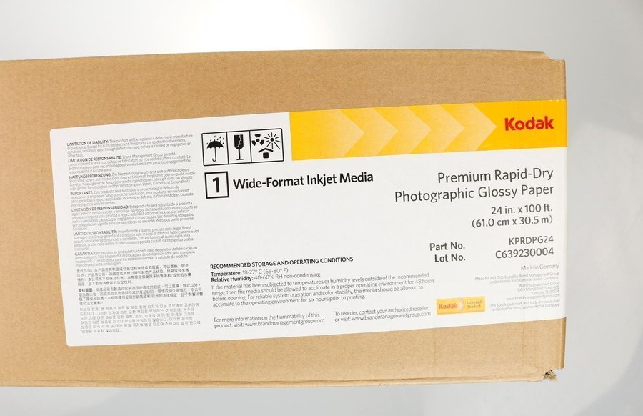 KODAK PREMIUM RAPID-DRY PHOTOGRAPHIC GLOSSY PAPER 260G