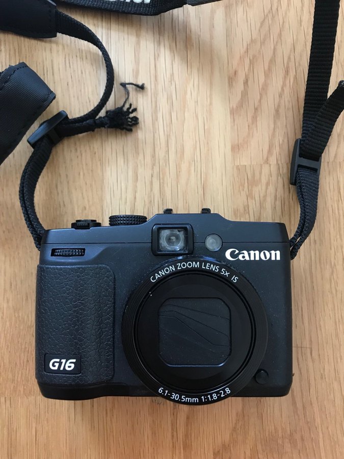 Canon PowerShot G16 med väska