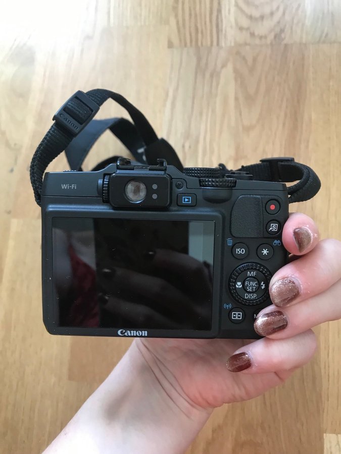 Canon PowerShot G16 med väska