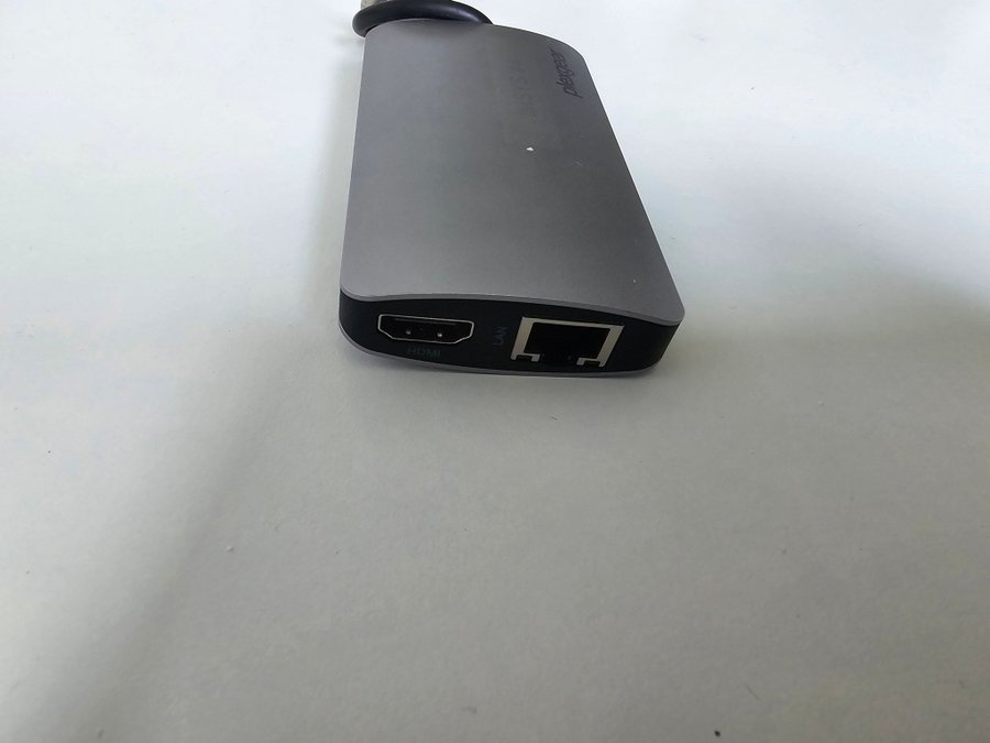 Plexgear Multiadapter för USB-C Anslut alla tillbehör via USB C 9 anslutninga