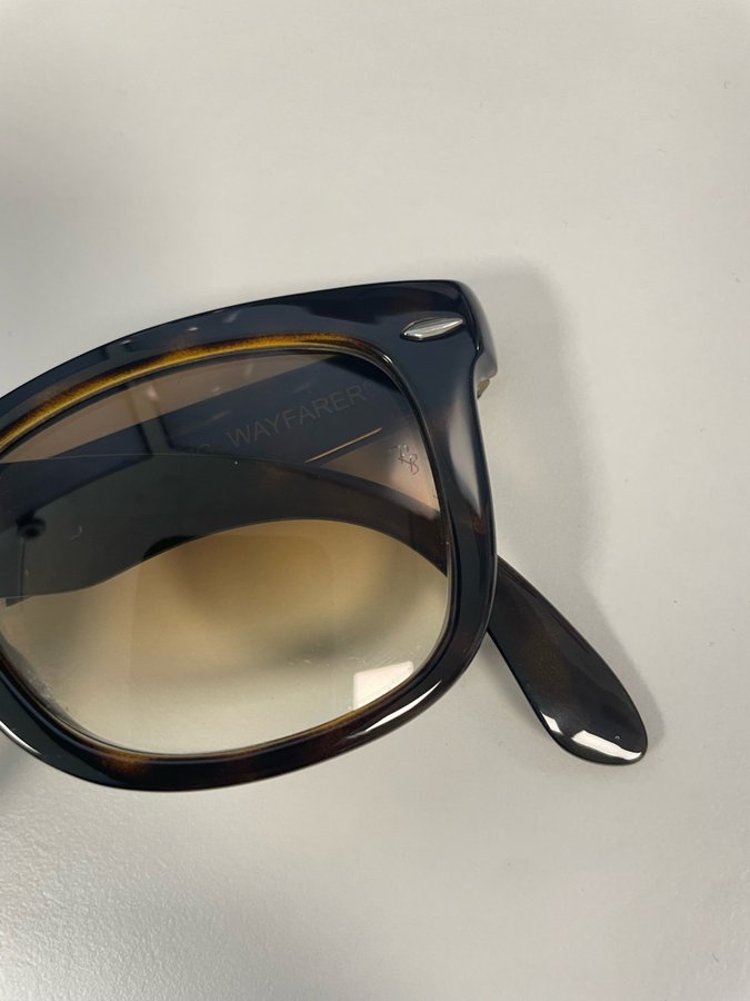 Ray-Ban Wayfarer Brunmelerad NYSKICK