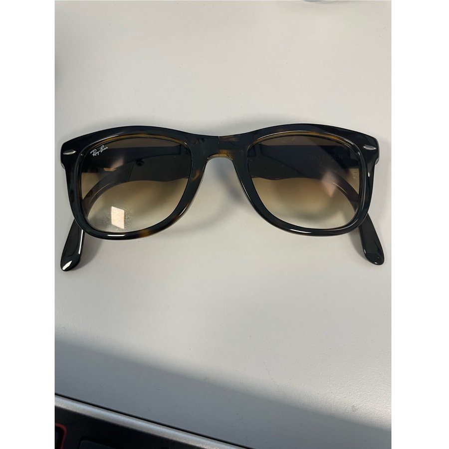 Ray-Ban Wayfarer Brunmelerad NYSKICK