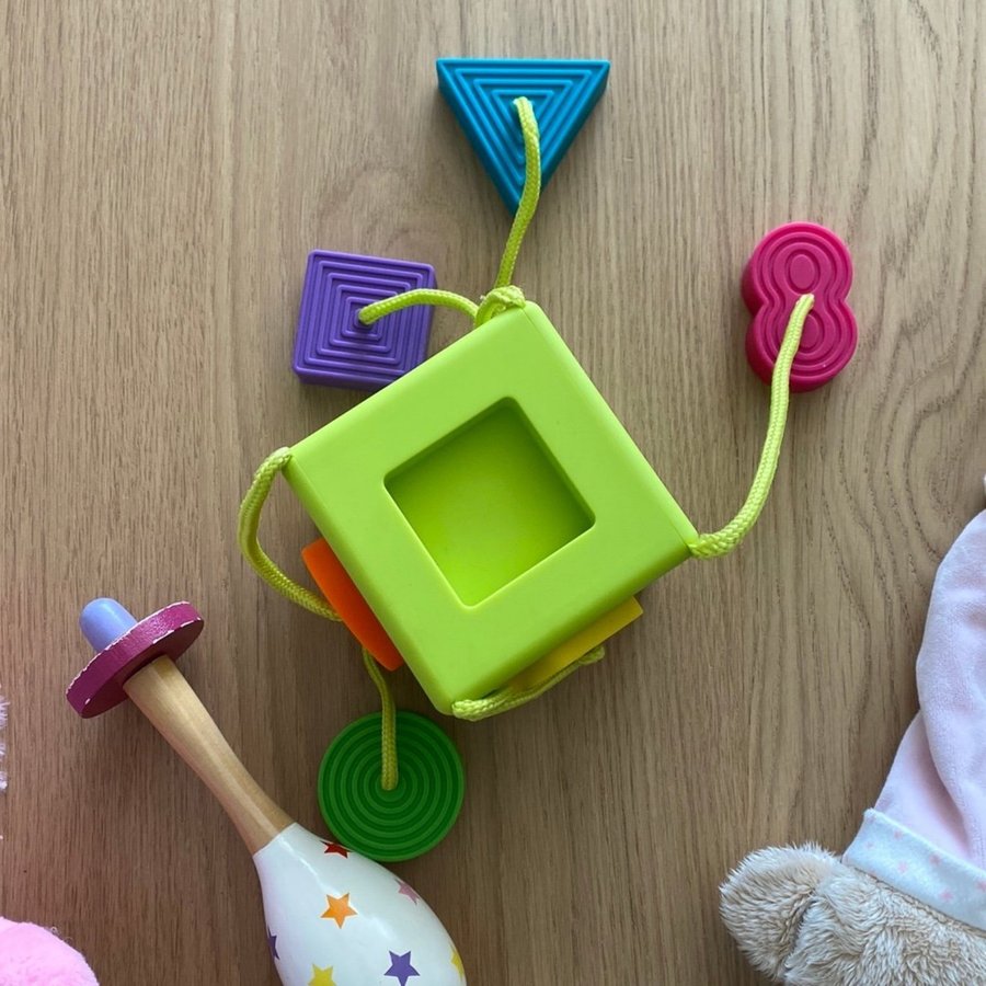 Leksaker för bebisar