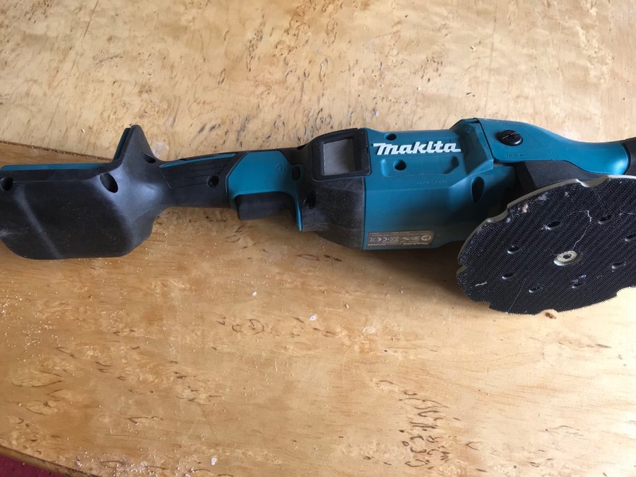 Makita 150 mm Excenter Polermaskin 18 V