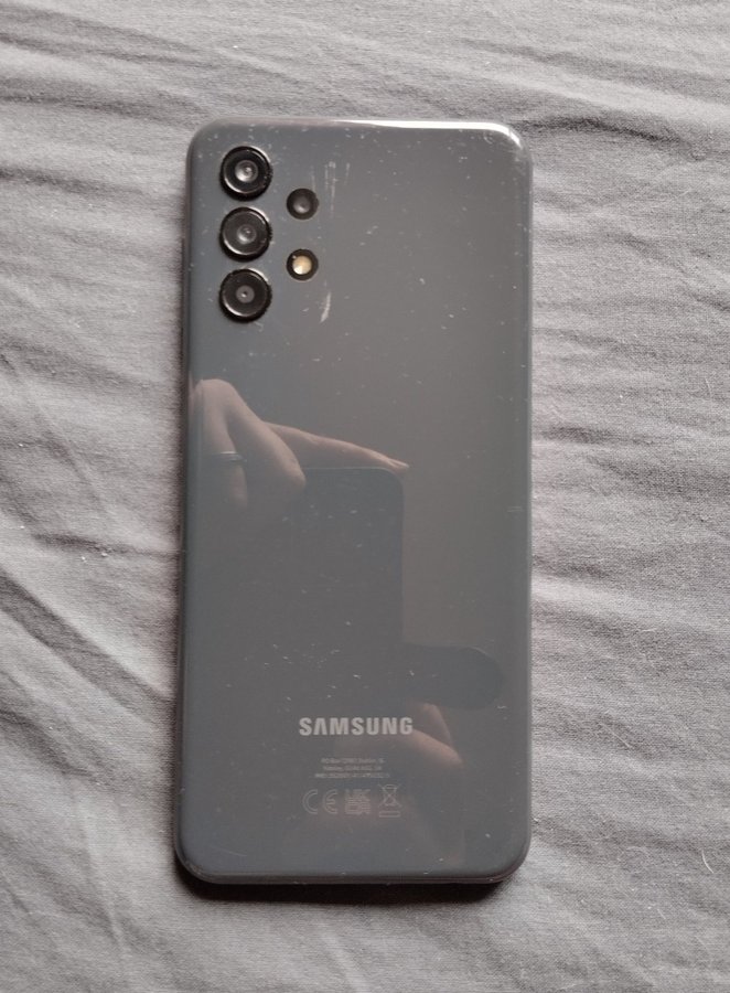 Samsung Galaxy A13 4G 64GB Grå inkl tillbehör