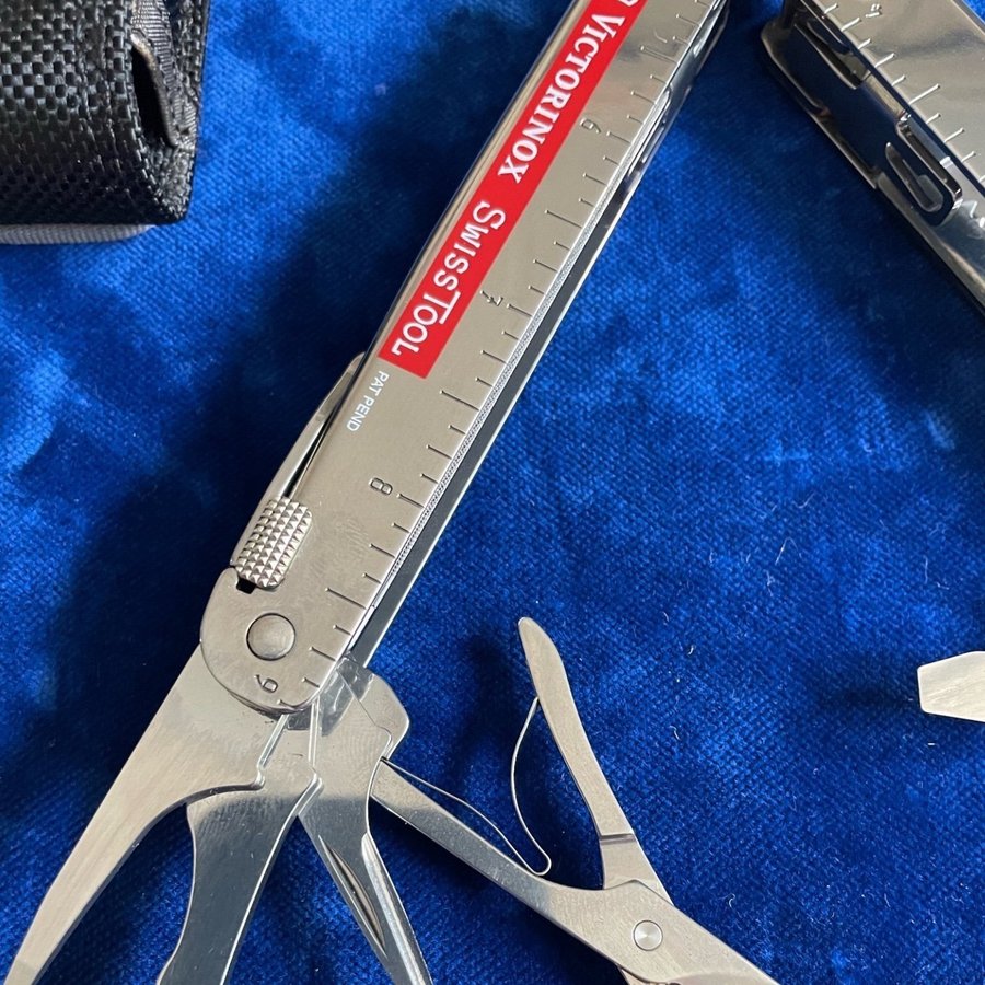 Victorinox SwissTool X mint condition aldrig rörd