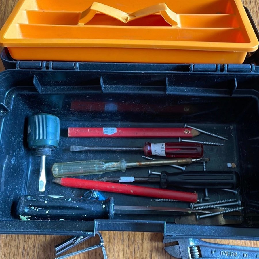 VERKTYGSLÅDA M VERKTYG BACHO E A BERG O KNIPEX MORA KNIVAR MM