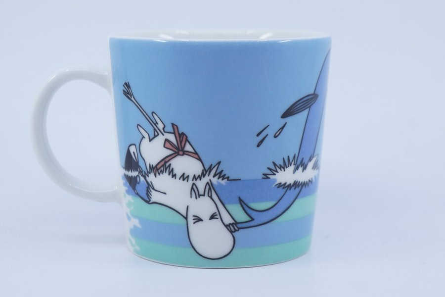 Muminmugg Delfindyk / Moomin Mug Dolphin Dive [A]