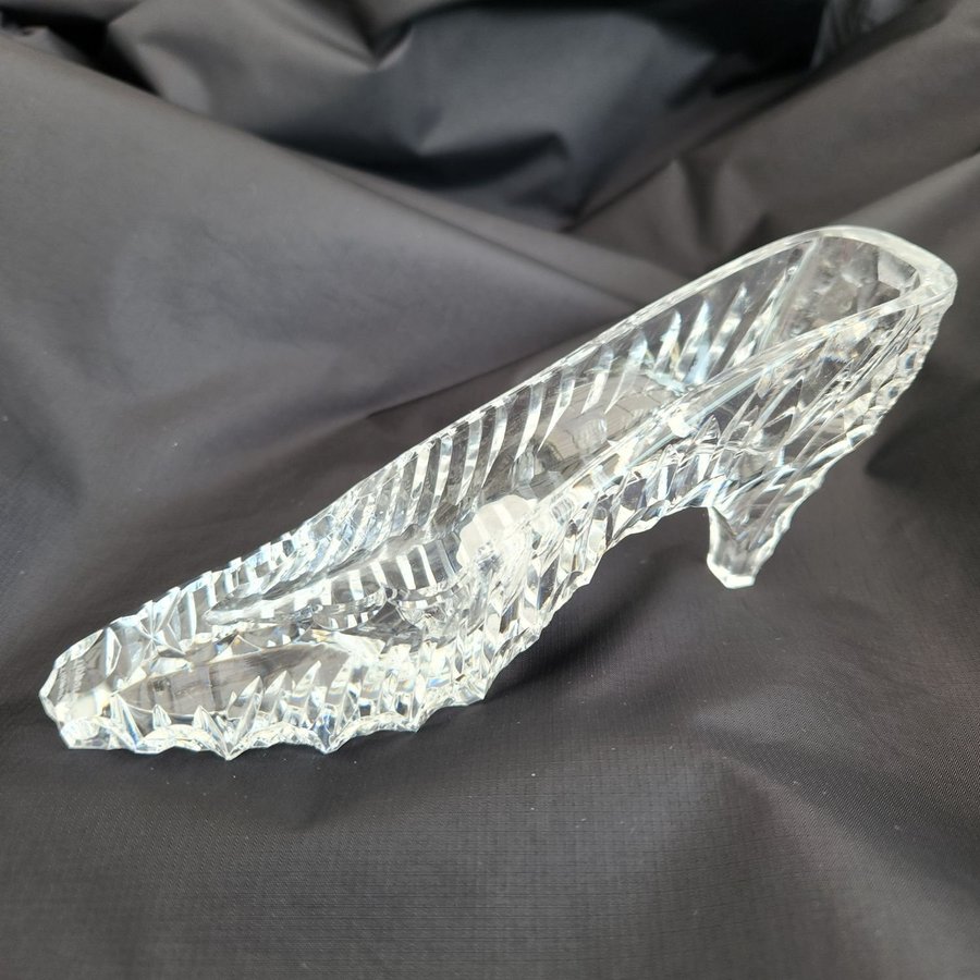 Beautiful Tipperary "Crystal of Kings" Fine Irish Crystal Glass Slipper