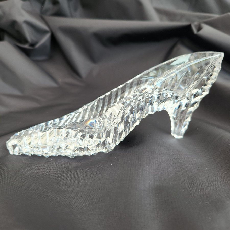 Beautiful Tipperary "Crystal of Kings" Fine Irish Crystal Glass Slipper