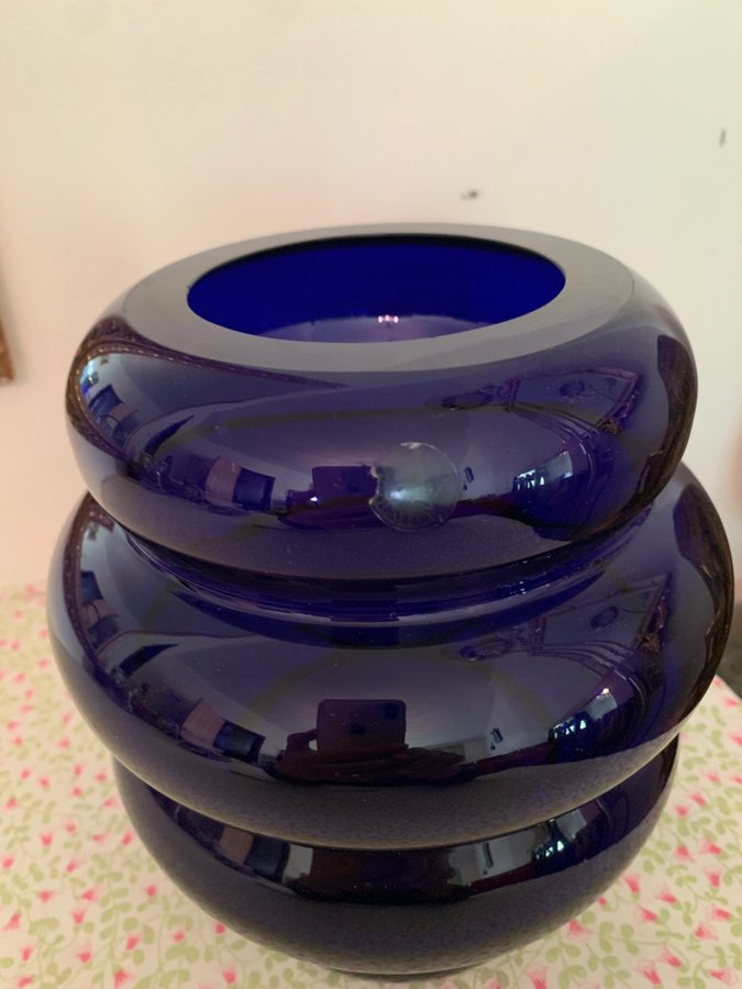 Handmade quality Cobain blå vas 22 cm höjd