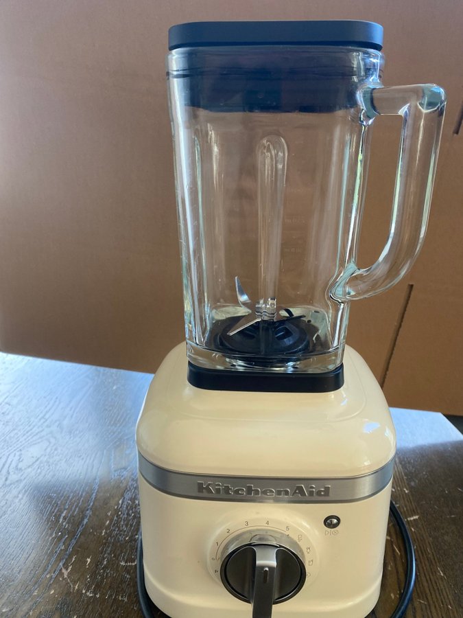 KitchenAid Artisan K400 Blender Almond cream Ordpris 4000kr