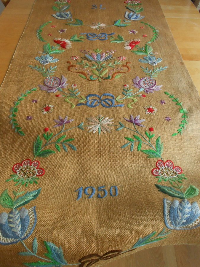 Gammal Linne Vävnad fr 1950/Handbroderad/ Väggbonad/64x145cm