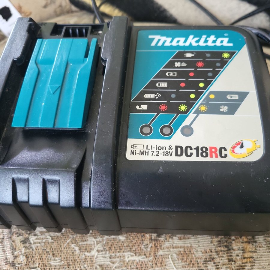 Makita 18V 60Ah batteri och laddare