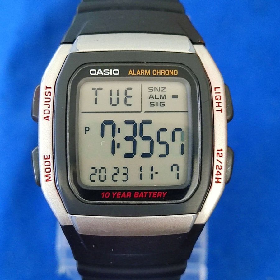 Casio Dual time chrono original from japan 10 years batt