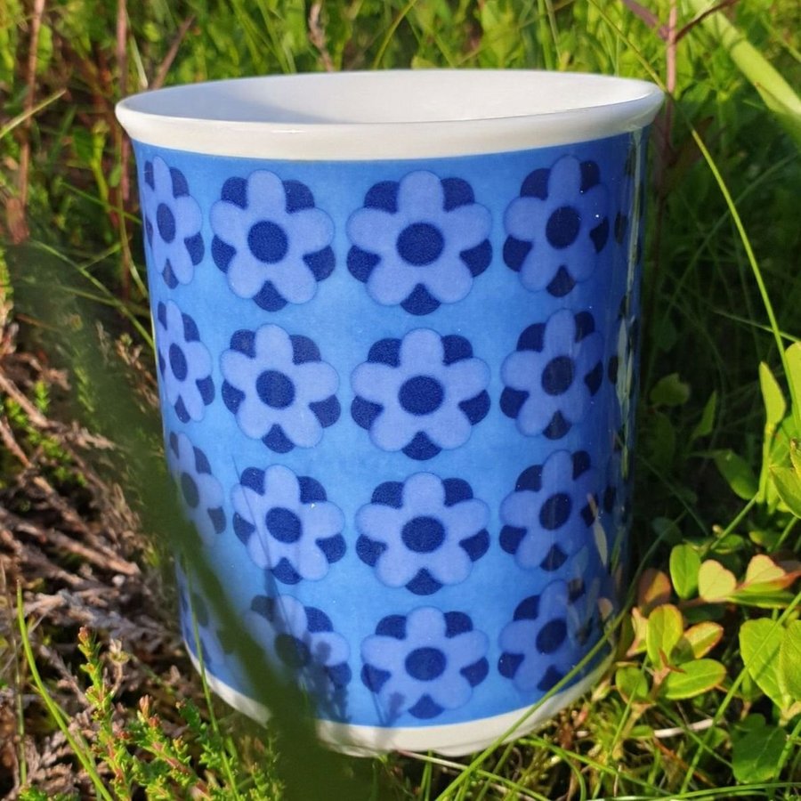 Mugg Majblomman 2000 design Jackie Lynd Kopp Kaffekopp Tekopp