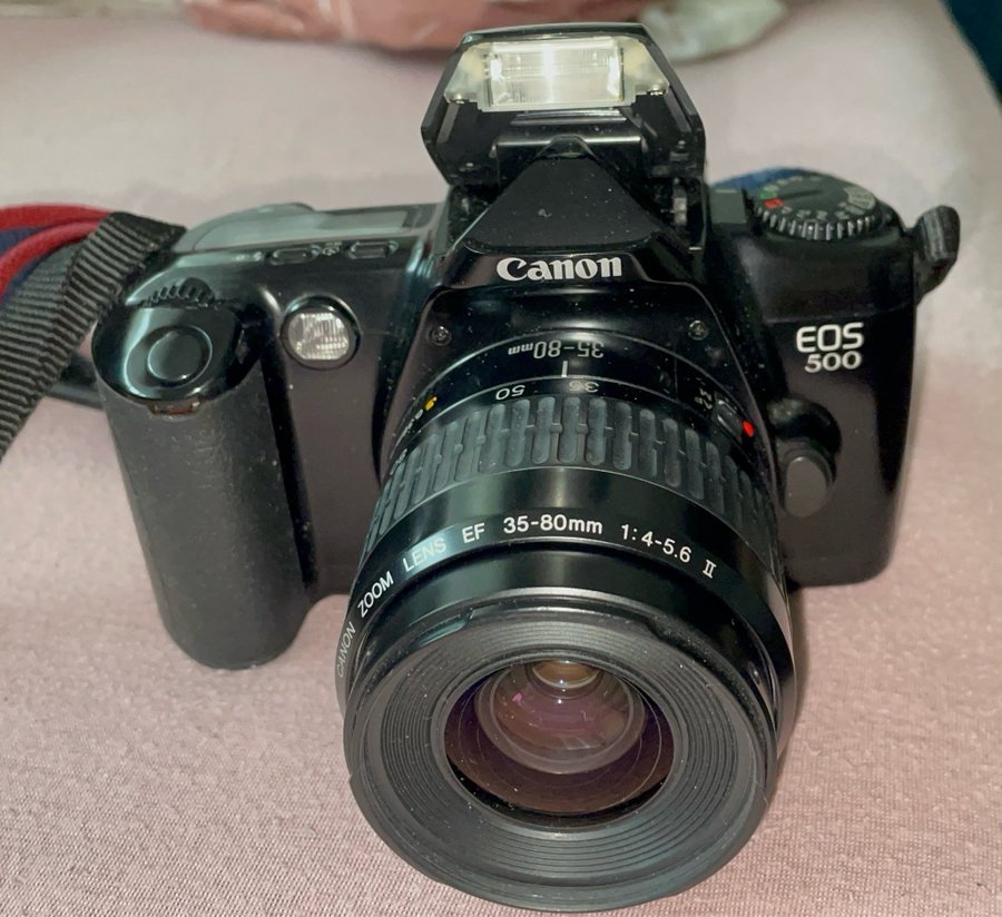 Canon EOS 500 kamera med objektiv canon EF 35-80mm