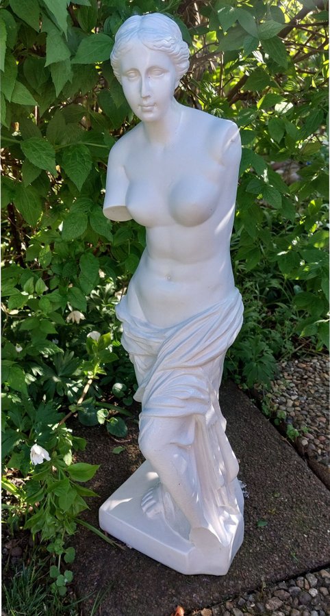 Venus staty i polystone  inredning klassisk modell prydnad