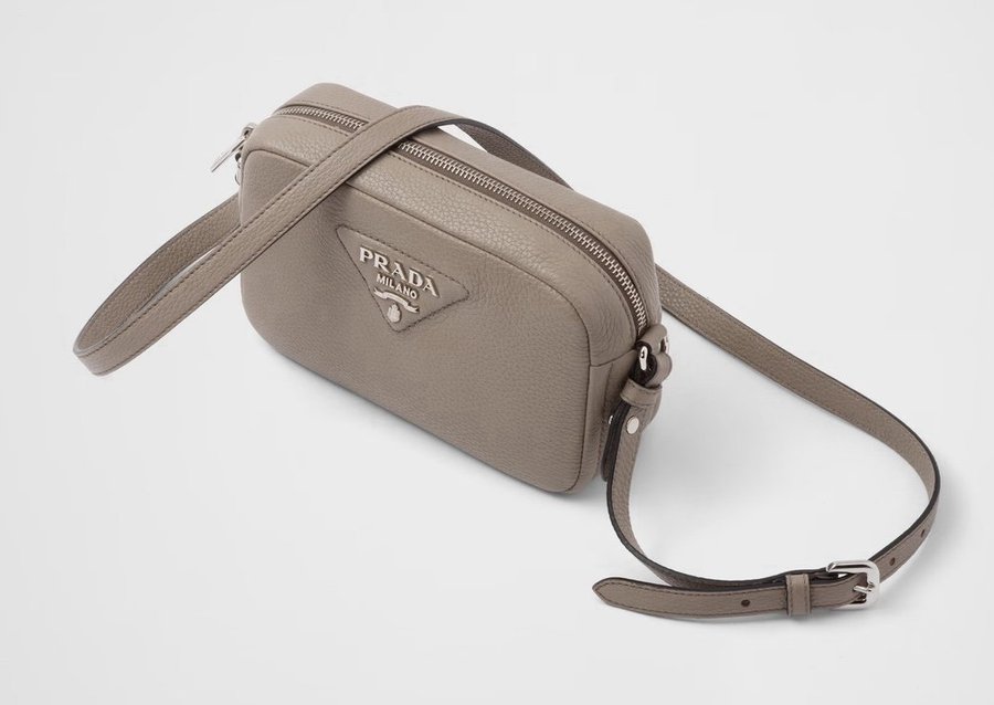 PRADA shoulder bag med två axelrem