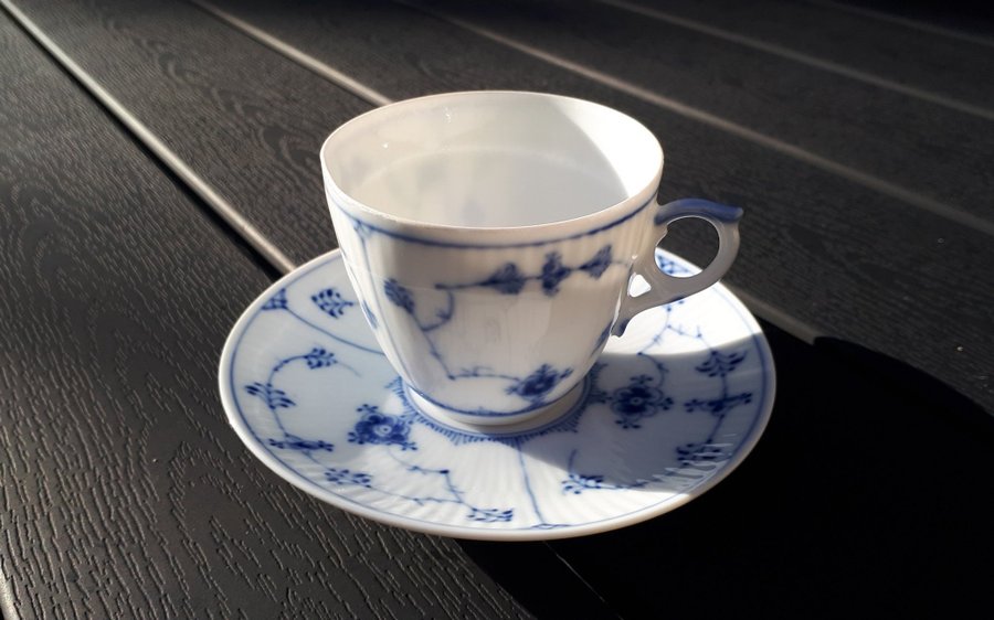 ! Very Old Blue Fluted Royal Copenhagen Coffee Cup 6cm +Saucer No80 Musselmalet