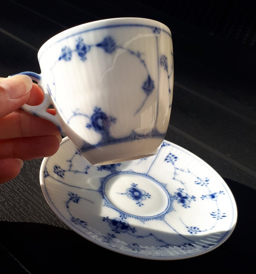 ! Very Old Blue Fluted Royal Copenhagen Coffee Cup 6cm +Saucer No80 Musselmalet