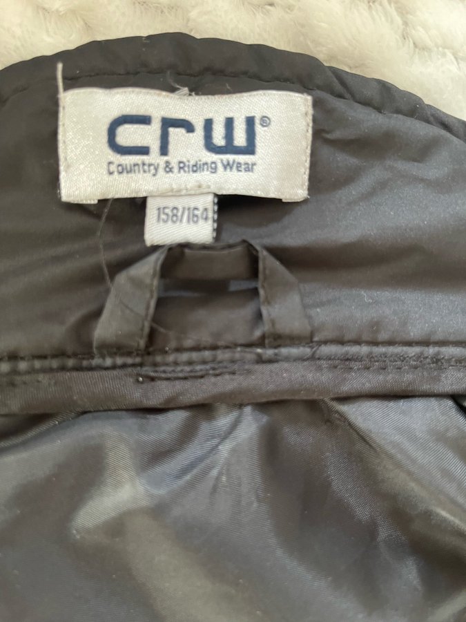 Crw Country  Riding Wear svart kjol storlek 158/164