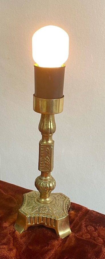Retro~ Vintage~ underbar Mässing bordslampa