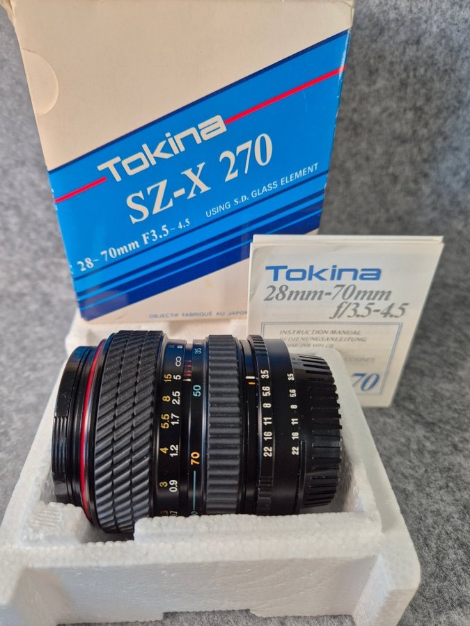 Tokina SZ-X 270 SD 28-70mm f/35-45 Nikon F