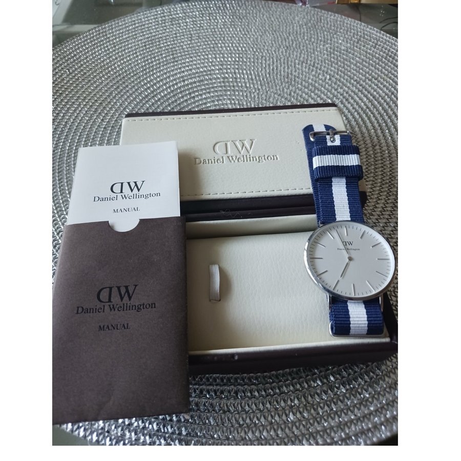 Daniel Wellington 40mm