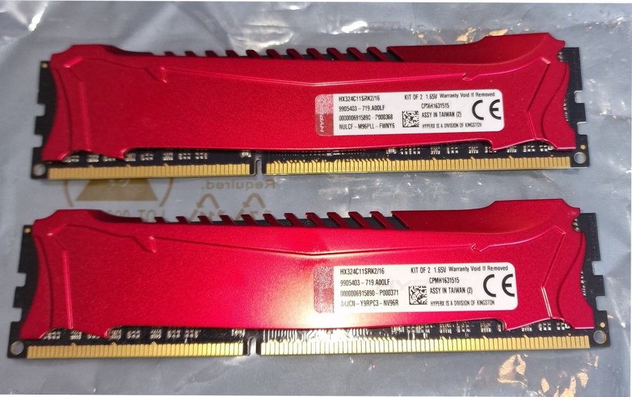 HyperX Savage 16GB (2x8GB) / 2400MHz / DDR3 / CL11 / HX324C11SRK2/16