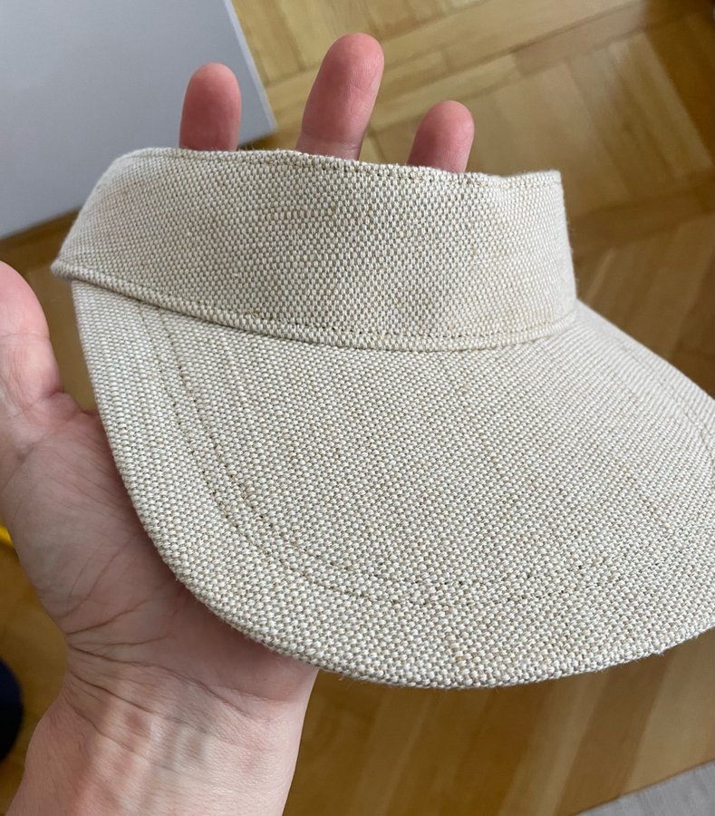 Snygg solskärm keps jute linne-look från Arket i beige oanvänd lapp kvar