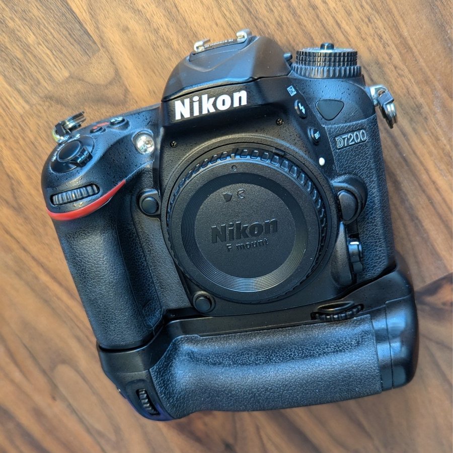 Nikon D7200 + 50/18  16-80