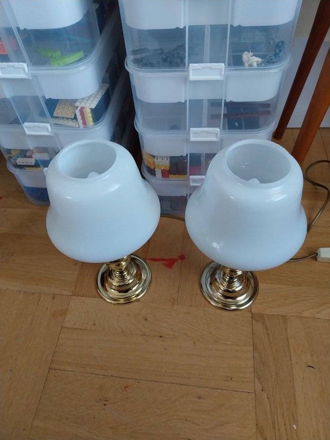 2st bordslampa glas och mässing retro